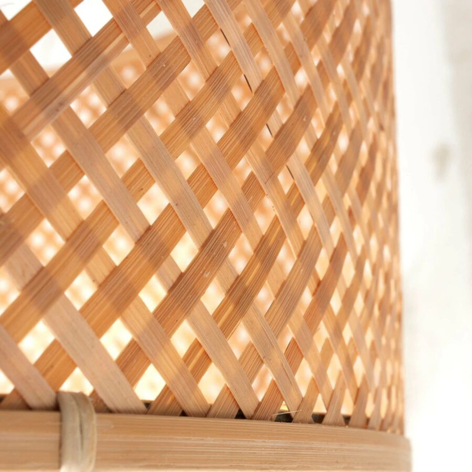 GOOD & MOJO Java Tischlampe Dreibein Natur 6 GOOD & MOJO Java Tischlampe Dreibein Natur – Bild 4