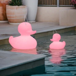 LED-Designleuchte DUCK-DUCK S Für Außen In Pink 9 LED-Designleuchte DUCK-DUCK S Für Außen In Pink -Philips Store 10016418 2