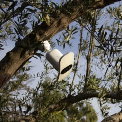 Arlo Pro 3 Flutlichtkamera, Weiß -Philips Store 1080025 4