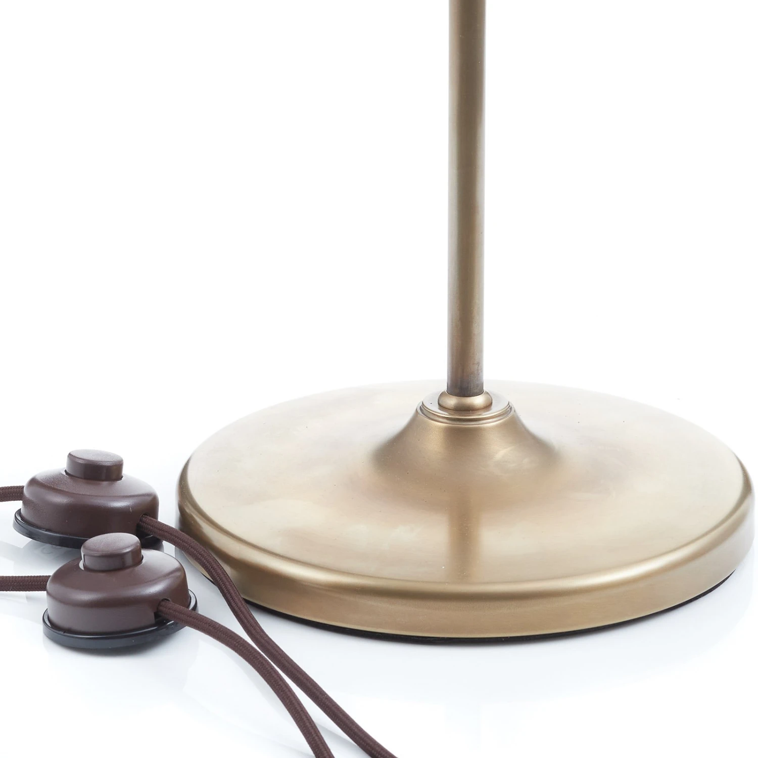 Messing-Stehleuchte Alwine Zweiflammig 10 Messing-Stehleuchte Alwine Zweiflammig – Bild 8