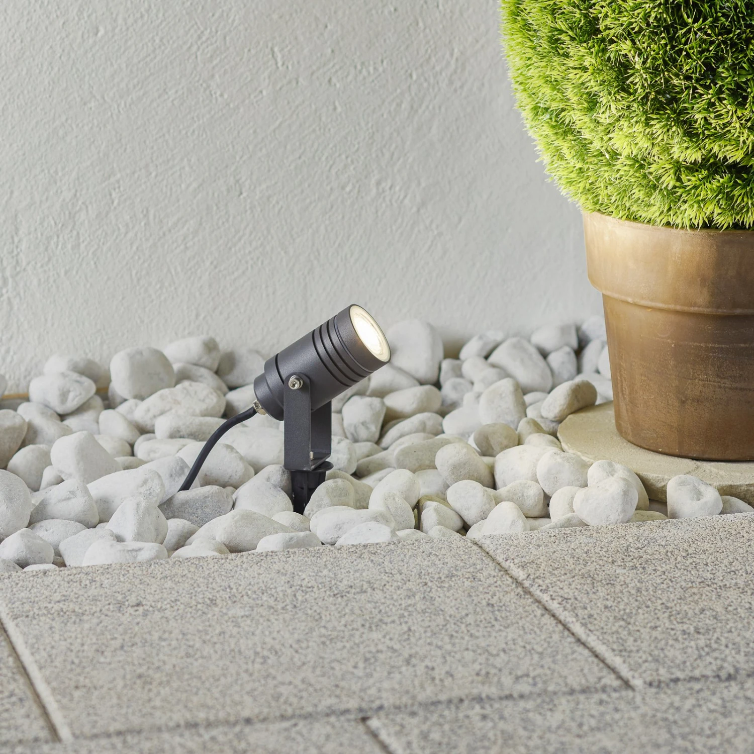 Außenstrahler CMD 9028 Mit Erdspieß 3 Außenstrahler CMD 9028 Mit Erdspieß