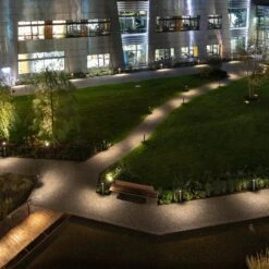 ERCO Castor Wegeleuchte Grafit 80cm 360° 16W 930 11 ERCO Castor Wegeleuchte Grafit 80cm 360° 16W 930 -Philips Store 3079216 4