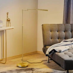 LED-Stehleuchte Nami Mit Fußdimmer, CCT, Messing