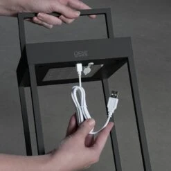 Konstsmide LED-Solarlaterne Portofino, Wand / Tisch, Schwarz 17 Konstsmide LED-Solarlaterne Portofino, Wand / Tisch, Schwarz -Philips Store 5522688 6