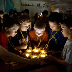 Little Sun Original LED-Solarleuchte In Sonnenform -Philips Store 6103001 6