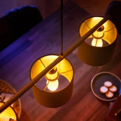 Philips Hue White 5,5W E14 LED-Kerzenlampe 2er-Set 12 Philips Hue White 5,5W E14 LED-Kerzenlampe 2er-Set -Philips Store 7534161 4