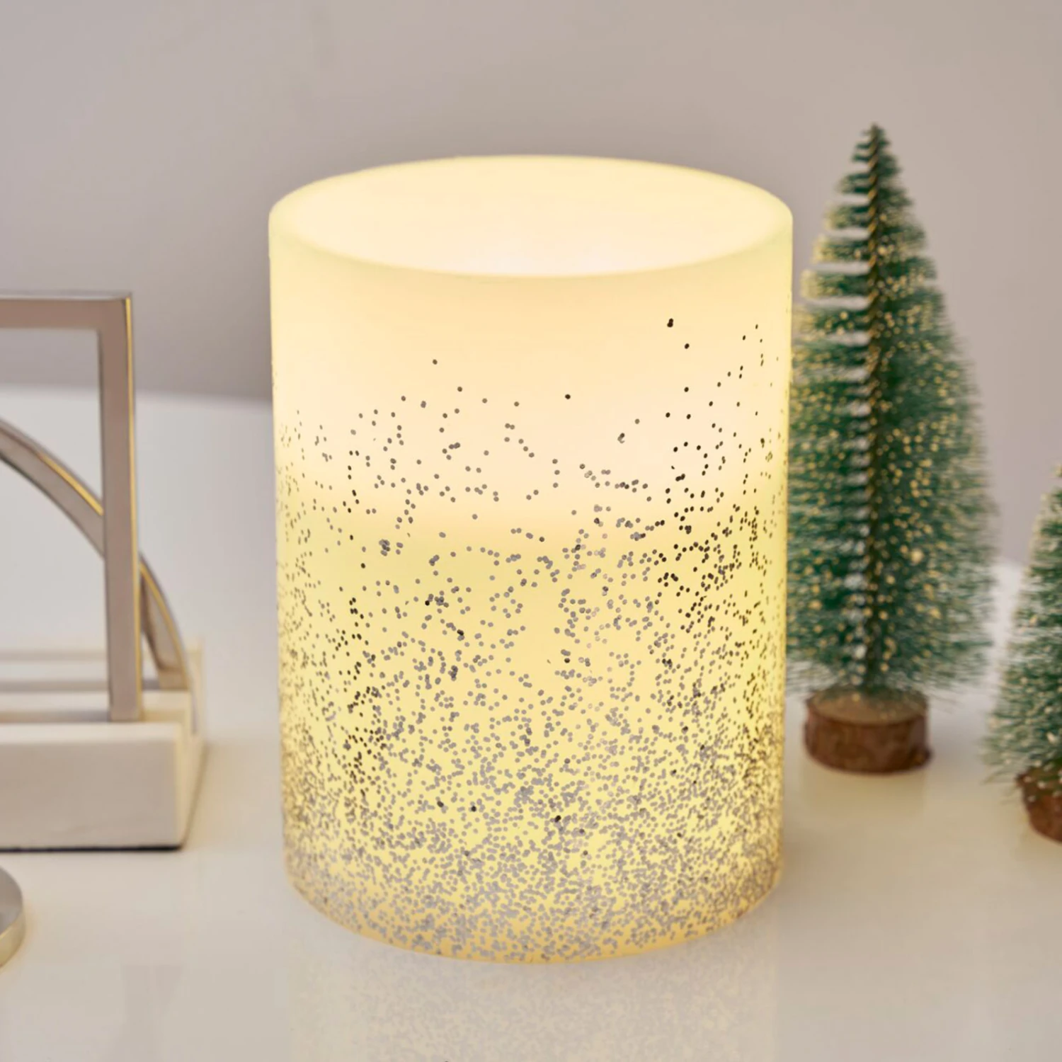 Pauleen Glowing Glitter BIG Candle LED-Kerze Wachs 5 Pauleen Glowing Glitter BIG Candle LED-Kerze Wachs – Bild 3