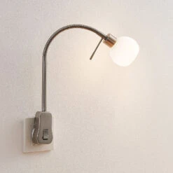 Lindby Aeryn Steckdosenleuchte, Flexarm, Schalter 16 Lindby Aeryn Steckdosenleuchte, Flexarm, Schalter -Philips Store 8032242 5