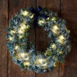 LED-Kranz Anton Grün, Verschneit