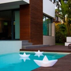 LED-Akkuleuchte The BOAT Lamp, Schwimmfähig, RGBW -Philips Store 8590070 2