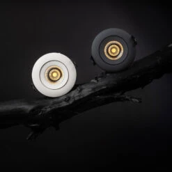 Quick Install Allround 360° Strahler Weiß 4.000 K -Philips Store 9044003 4