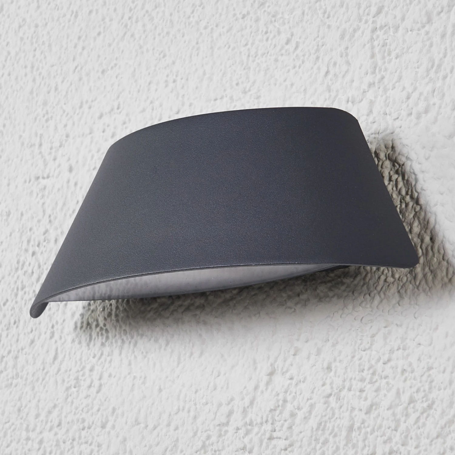 Lucande Trapezförmige LED-Außenwandleuchte Glen Mit IP65 4 Lucande Trapezförmige LED-Außenwandleuchte Glen Mit IP65 – Bild 2