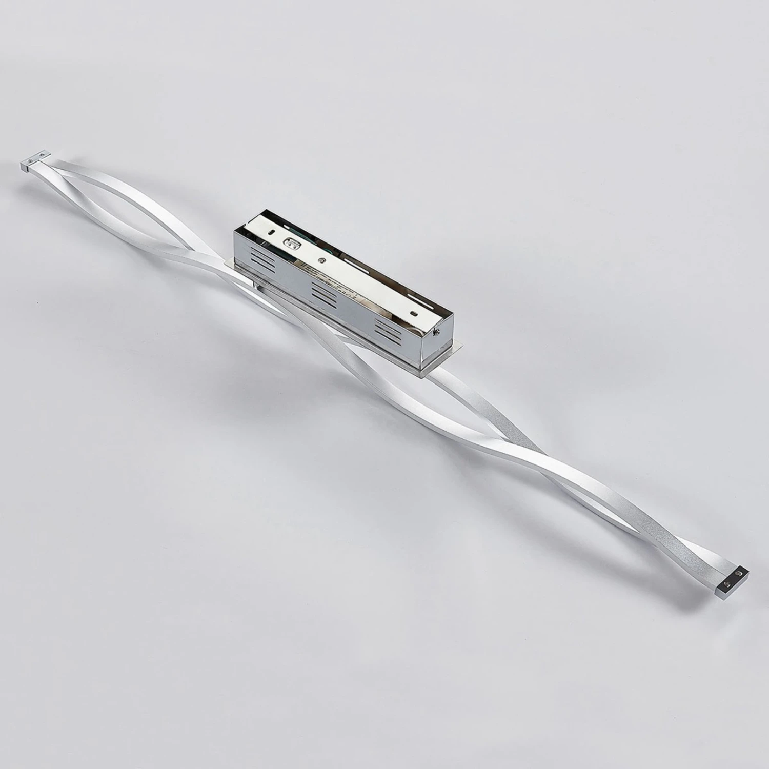 Lucande LED-Deckenlampe Roan, Wellenförmig 11 Lucande LED-Deckenlampe Roan, Wellenförmig – Bild 9