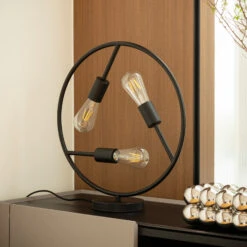 Lucande Linnard Tischleuchte Aus Eisen, 3-flammig 11 Lucande Linnard Tischleuchte Aus Eisen, 3-flammig -Philips Store 9639759 1