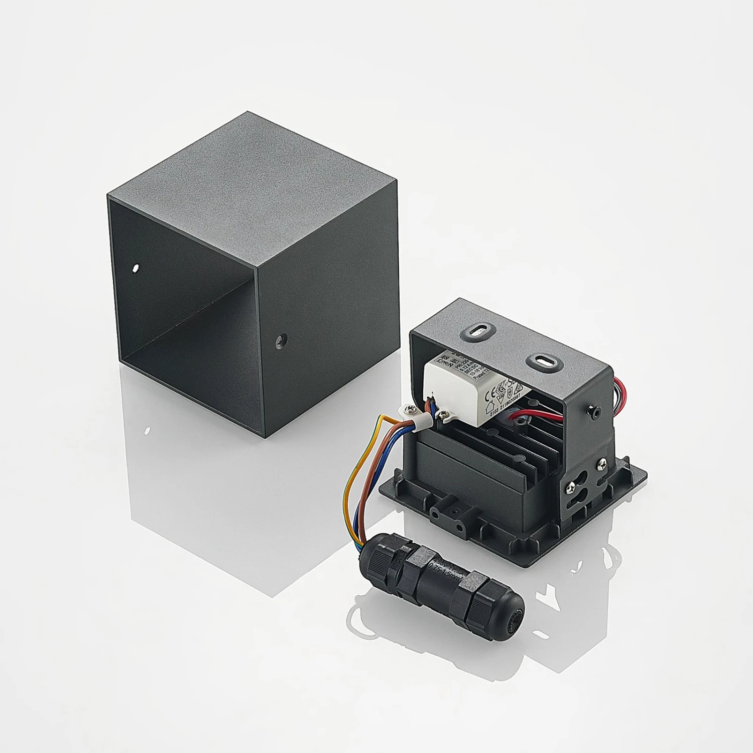 Lindby Eveta LED-Deckenleuchte Für Außen, Eckig 6 Lindby Eveta LED-Deckenleuchte Für Außen, Eckig – Bild 4