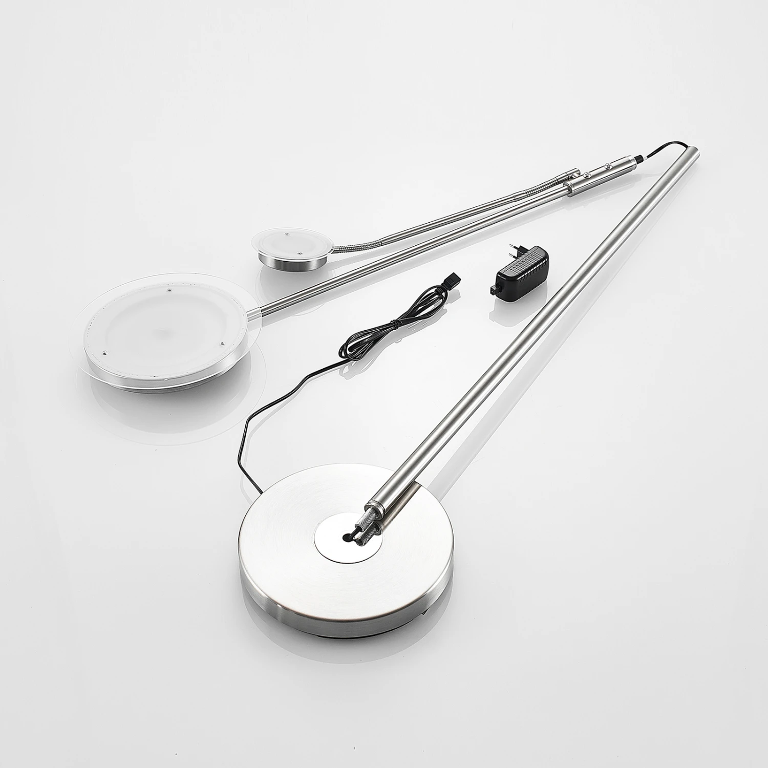 Lindby Sumani LED-Stehleuchte, Rund, Nickel 11 Lindby Sumani LED-Stehleuchte, Rund, Nickel – Bild 9