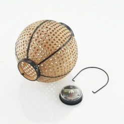 Lindby Lemark LED-Solarlaterne, Kugel, Tragbar 23 Lindby Lemark LED-Solarlaterne, Kugel, Tragbar -Philips Store 9945519 10