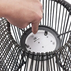 Lindby Kaati LED-Solar-Laterne, Rattanoptik, 26 Cm 19 Lindby Kaati LED-Solar-Laterne, Rattanoptik, 26 Cm -Philips Store 9945545 8